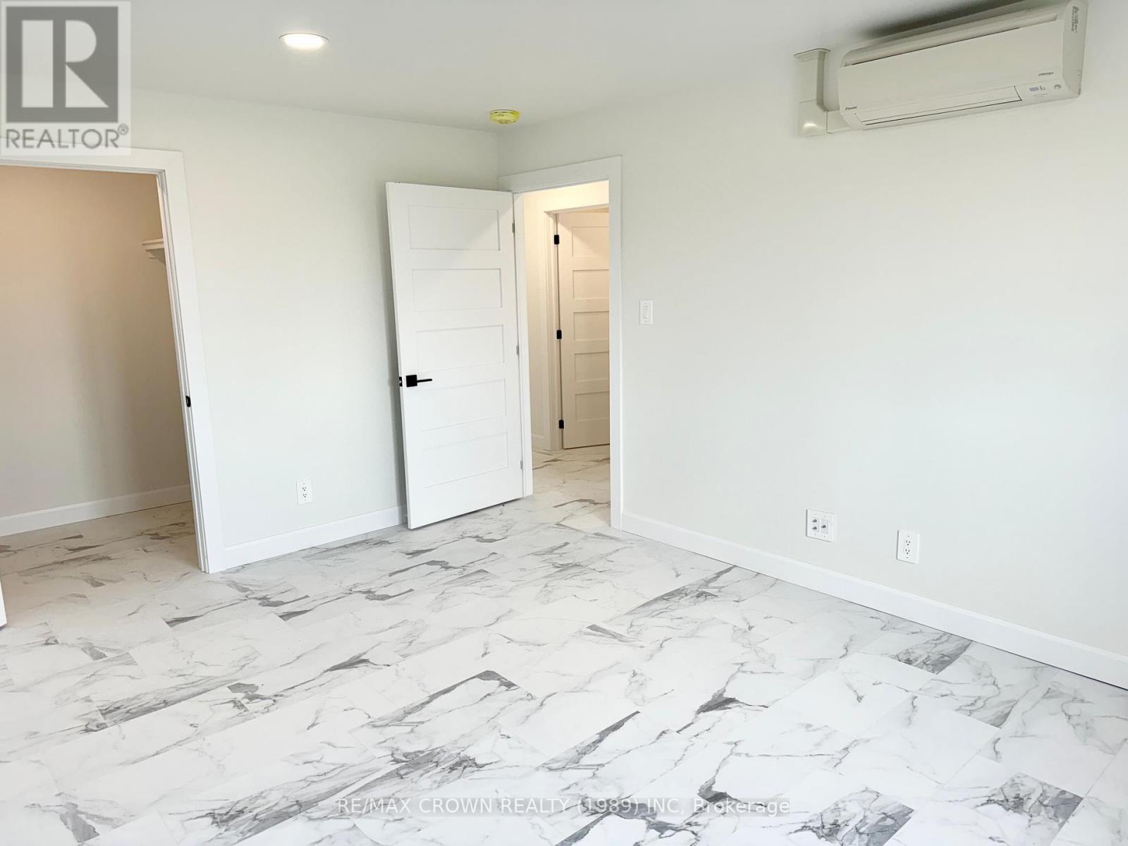 20 GOLF STREET - 18