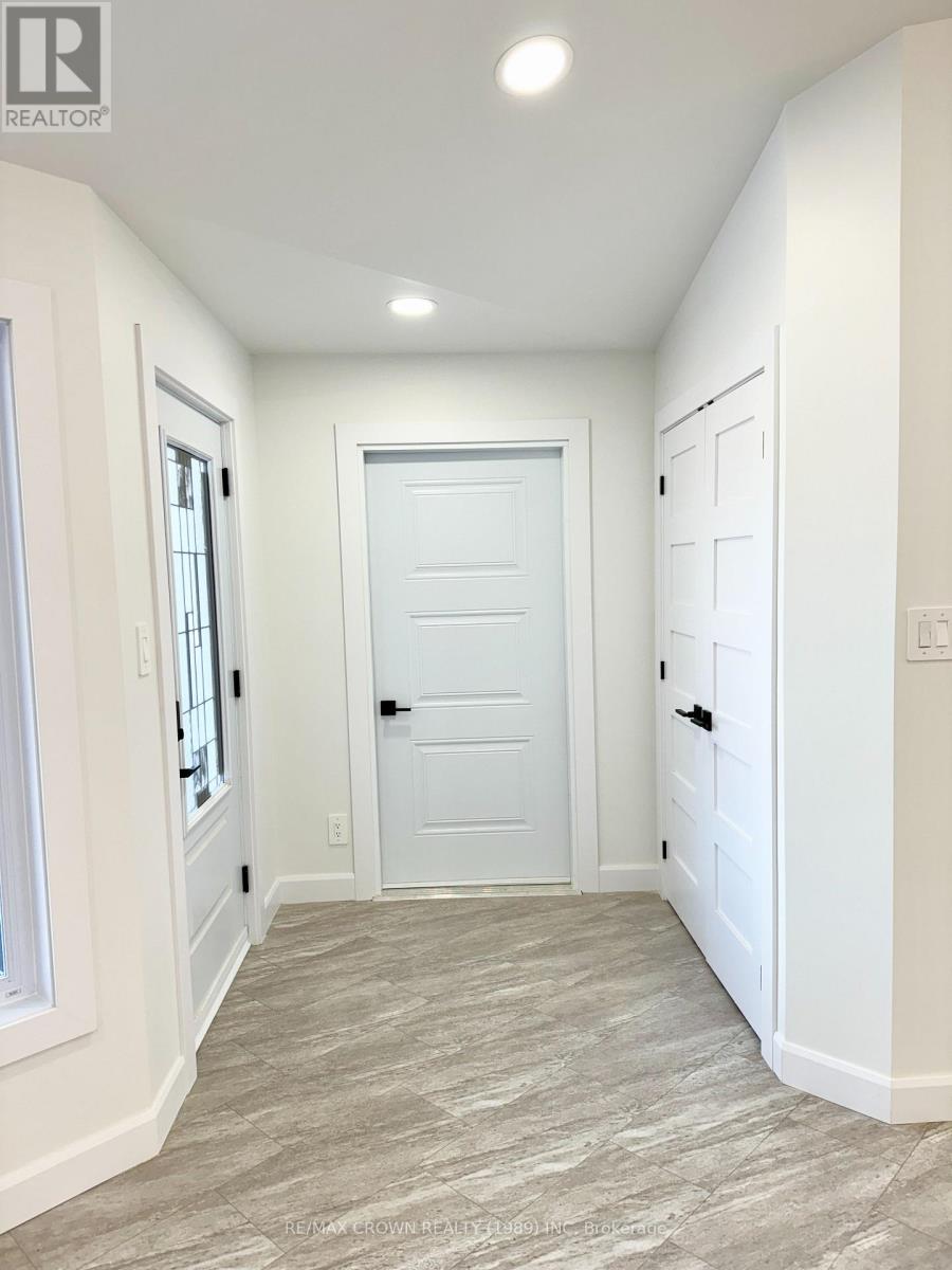 22 GOLF STREET - 13