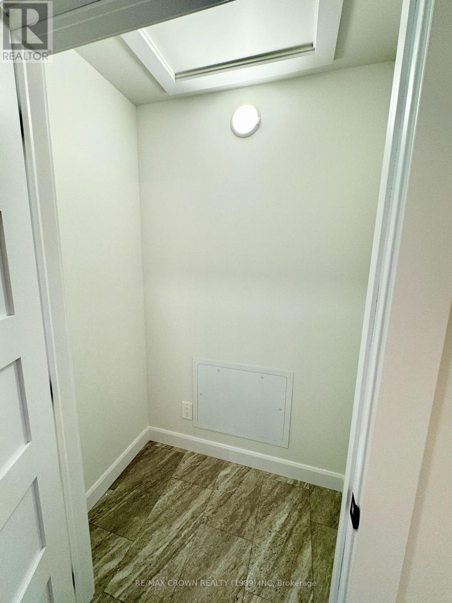 22 GOLF STREET - 27