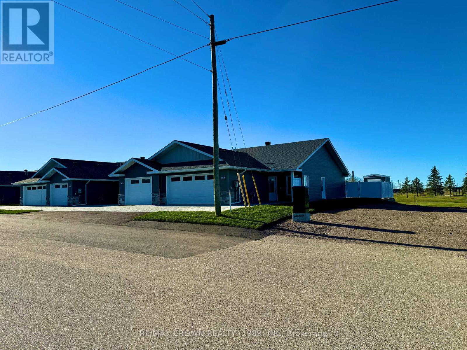 26 GOLF STREET - 2
