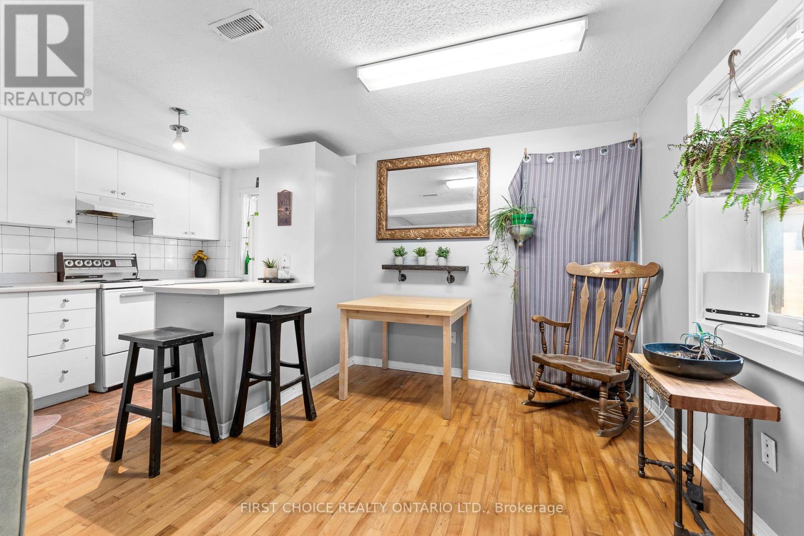 253 FRECHETTE STREET - 4