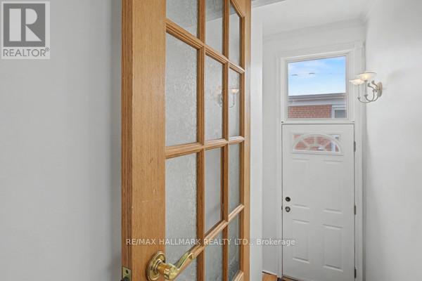 37 AVIS CRESCENT - 16