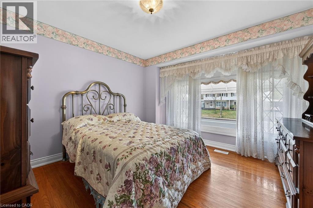 21 BLUEBIRD Avenue - 19