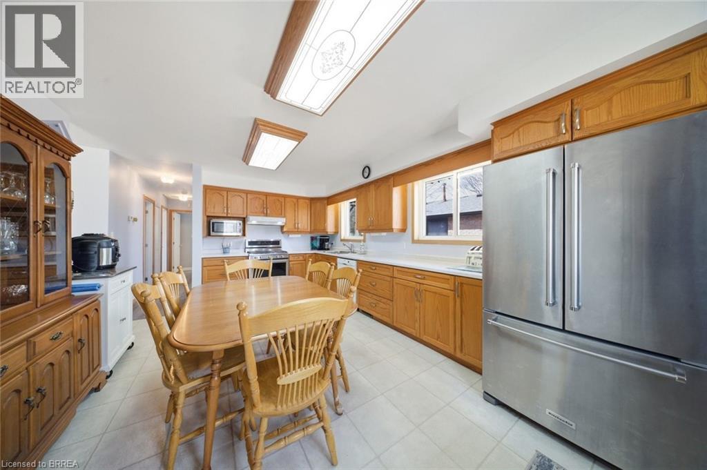 136 WOODLAWN Avenue - 11