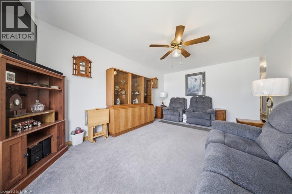 136 WOODLAWN Avenue - 16