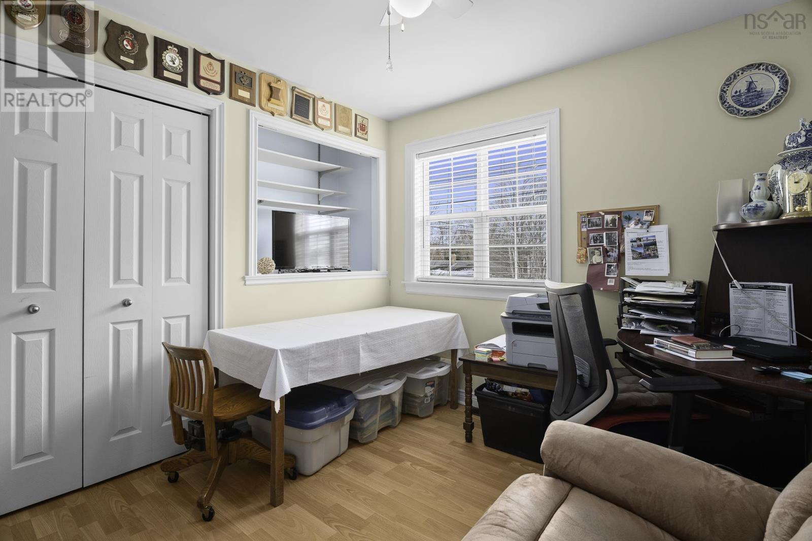 Property 33 of 39 of 56 Hallmark Avenue