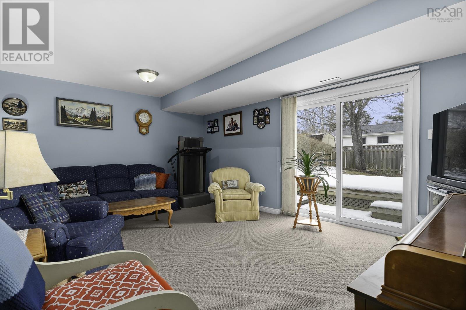 Property 34 of 39 of 56 Hallmark Avenue