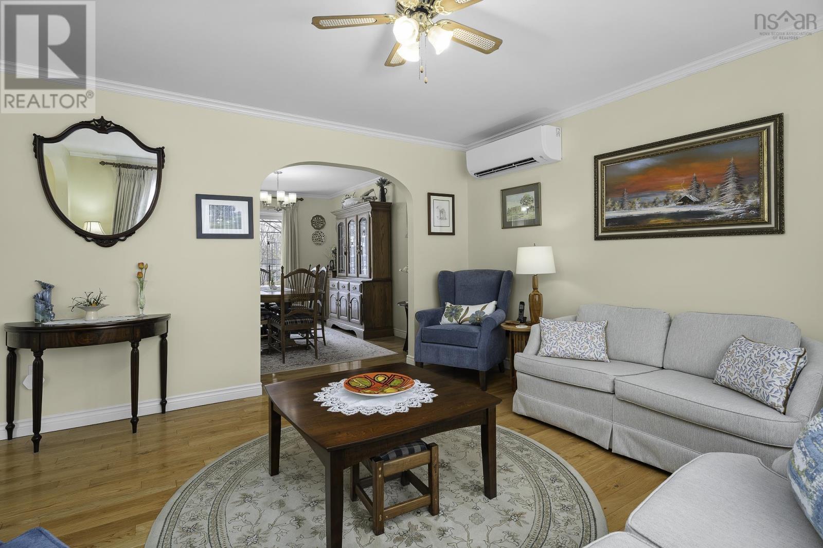 Property 5 of 39 of 56 Hallmark Avenue