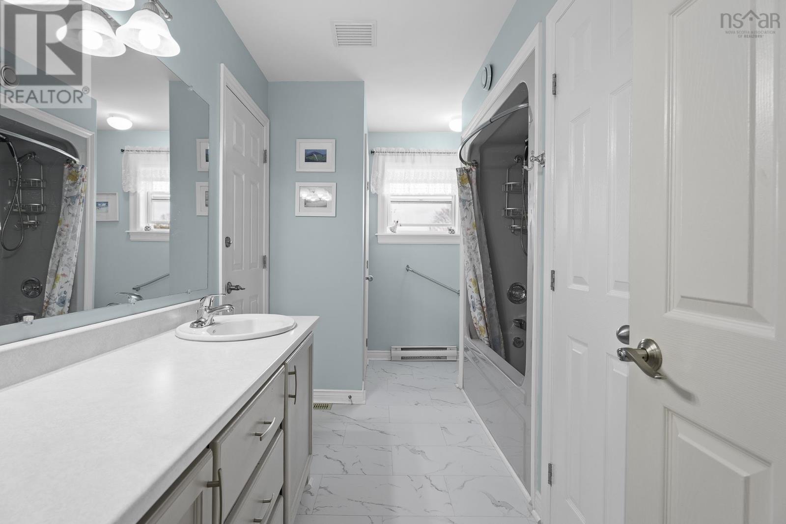 Property 28 of 39 of 56 Hallmark Avenue