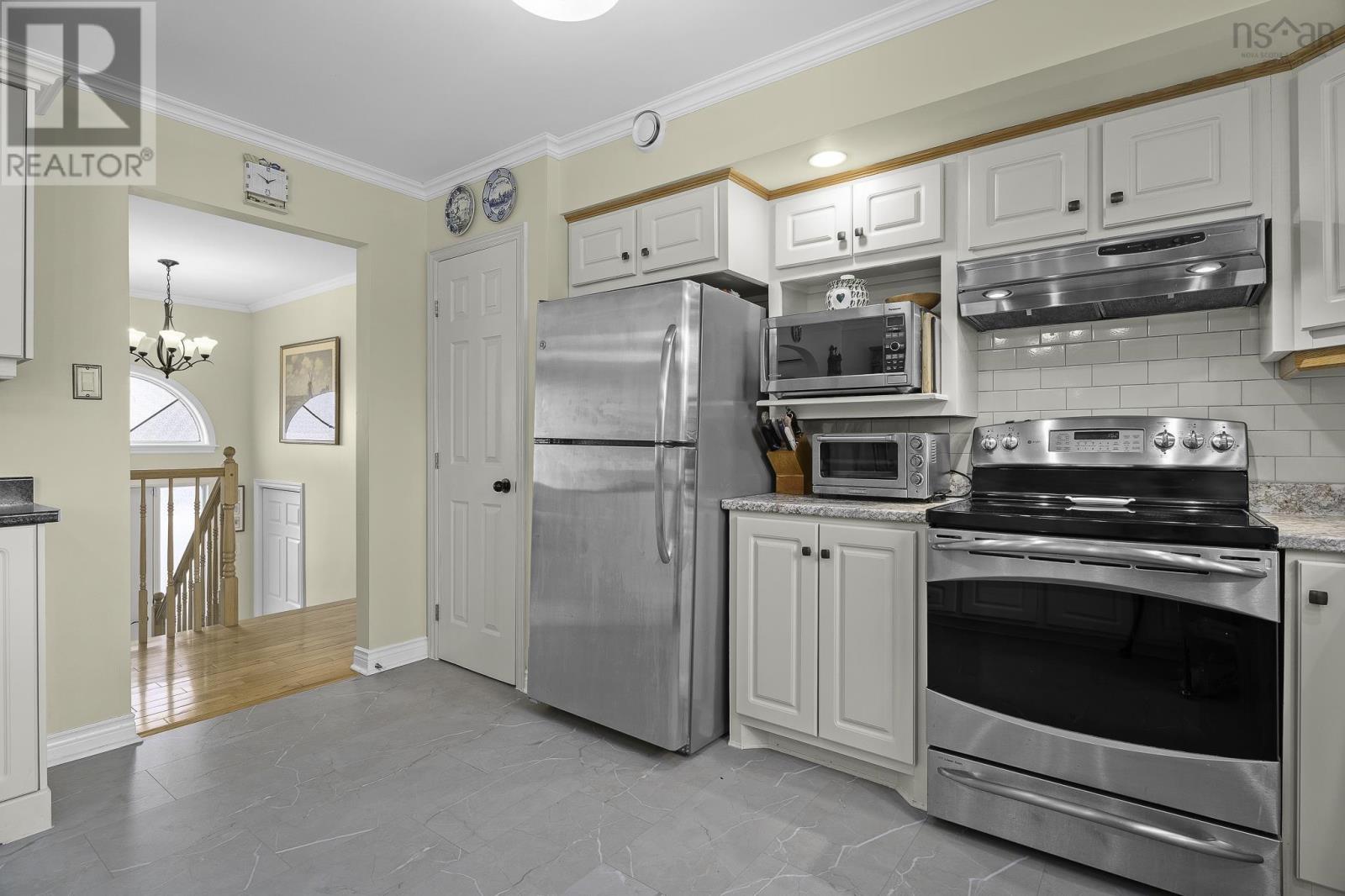 Property 26 of 39 of 56 Hallmark Avenue