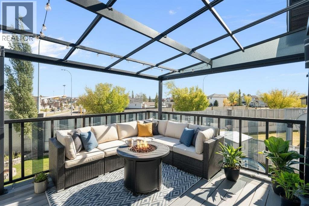 Single Family House 3 Level for Sale in  Panorama Hills Road NW Panorama Hills Calgary 