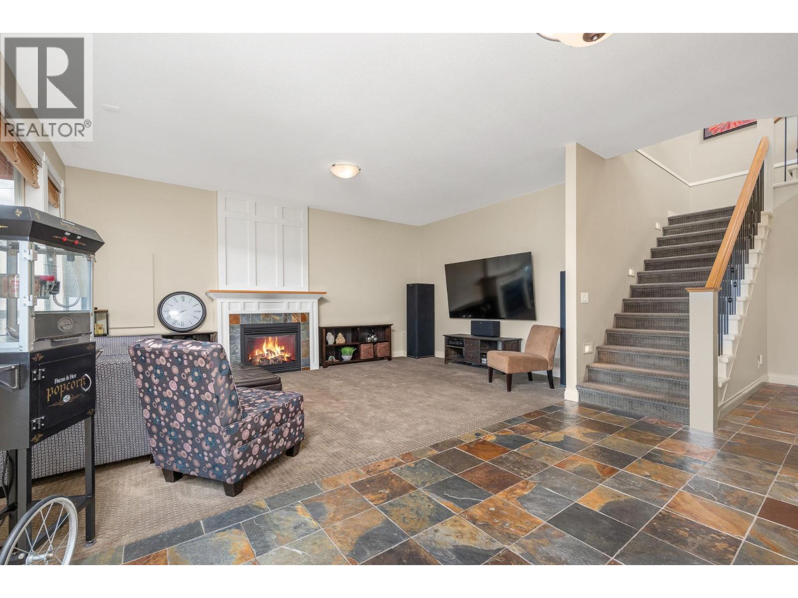 7551 Tronson Road - 9