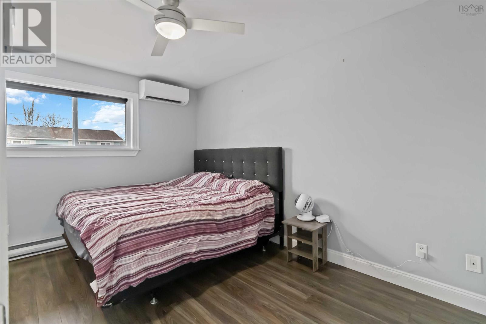 Property 25 of 37 of 115 Waterwheel Crescent