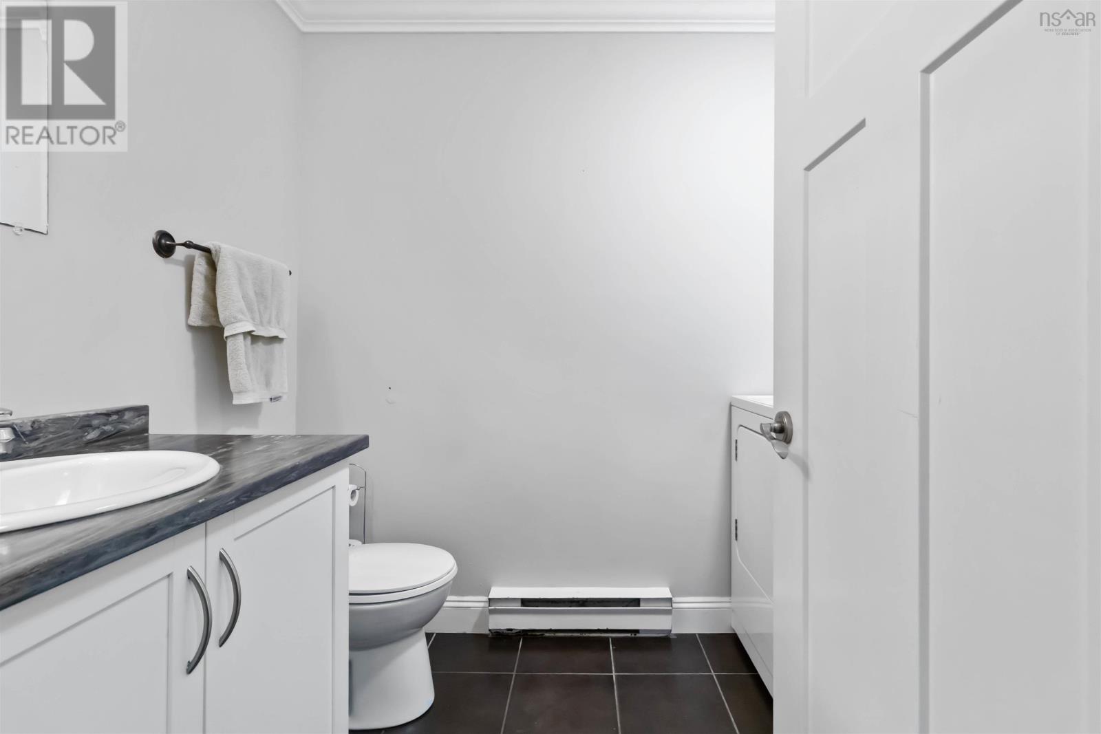 Property 31 of 37 of 115 Waterwheel Crescent