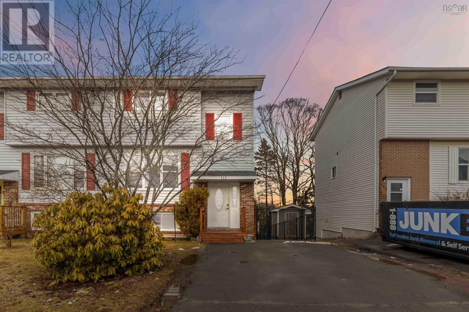 Property 16 of 37 of 115 Waterwheel Crescent