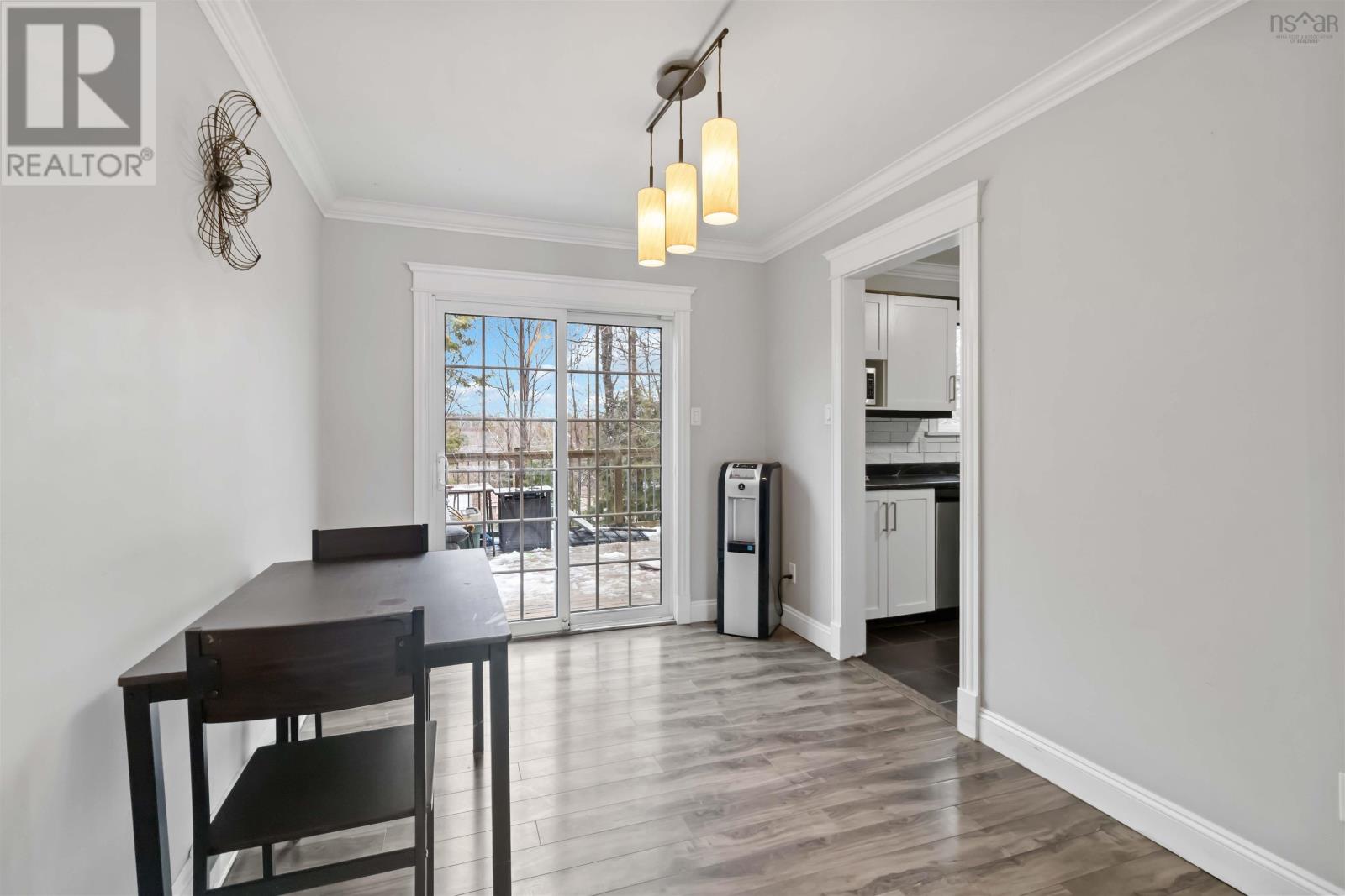 Property 21 of 37 of 115 Waterwheel Crescent