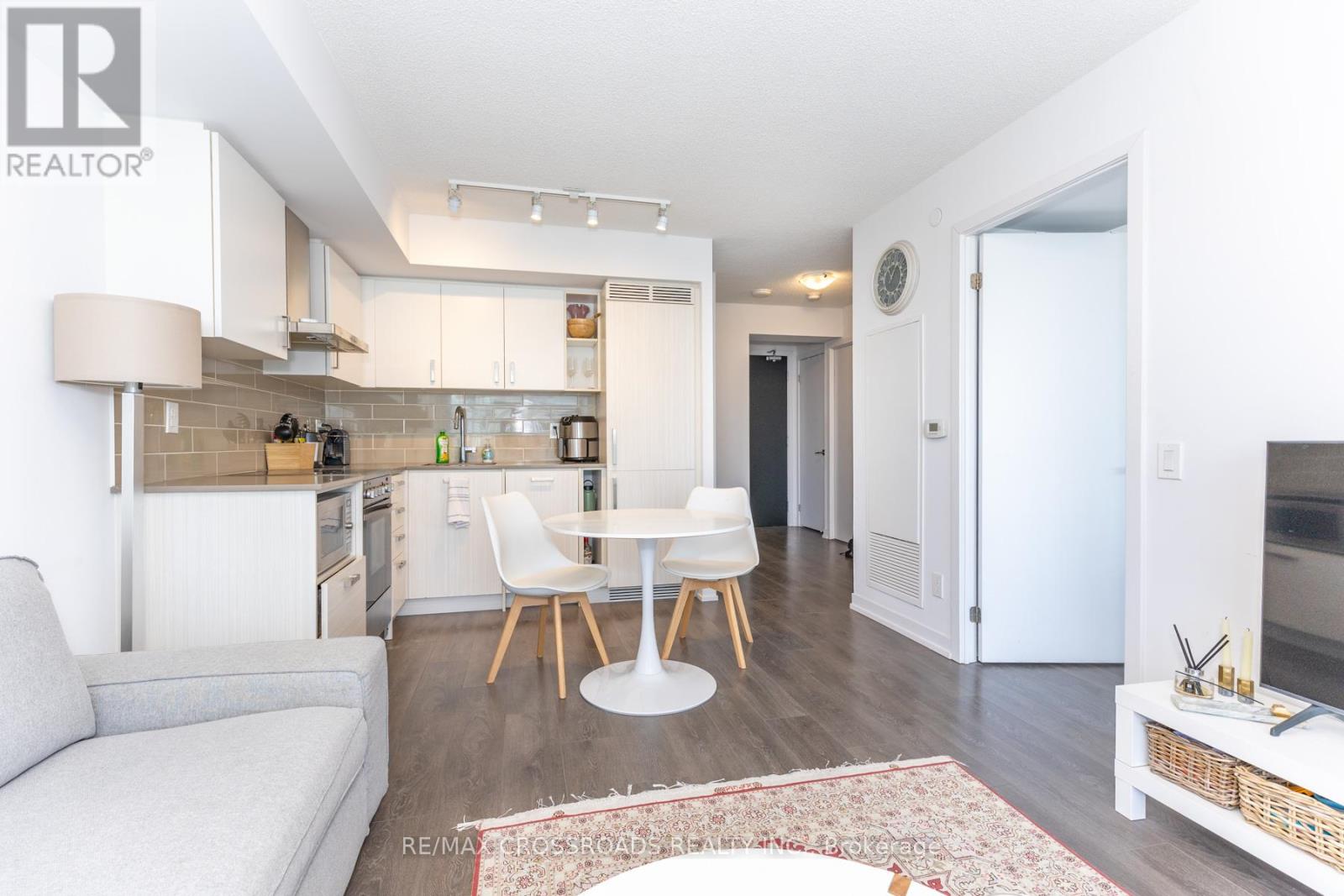 #2103 125 REDPATH AVENUE - 19
