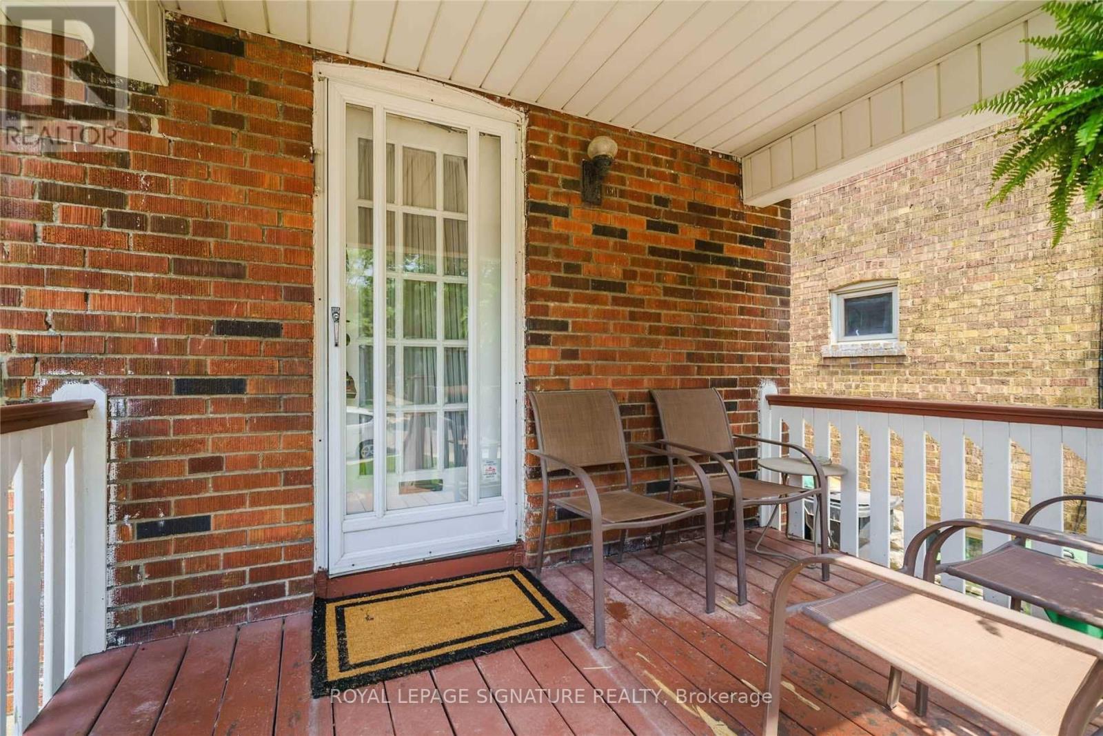 66 GLENGARRY AVENUE - 3