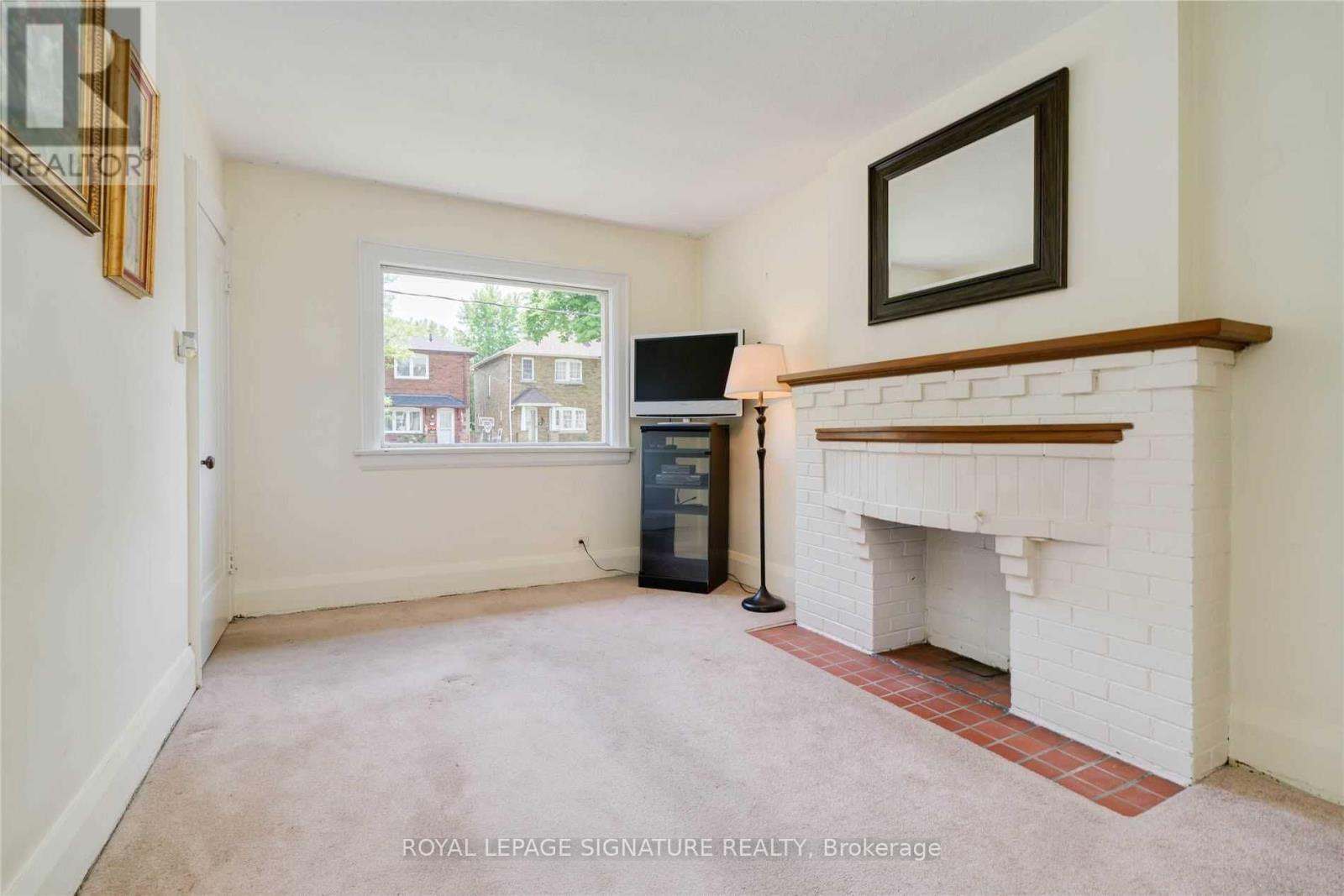 66 GLENGARRY AVENUE - 8