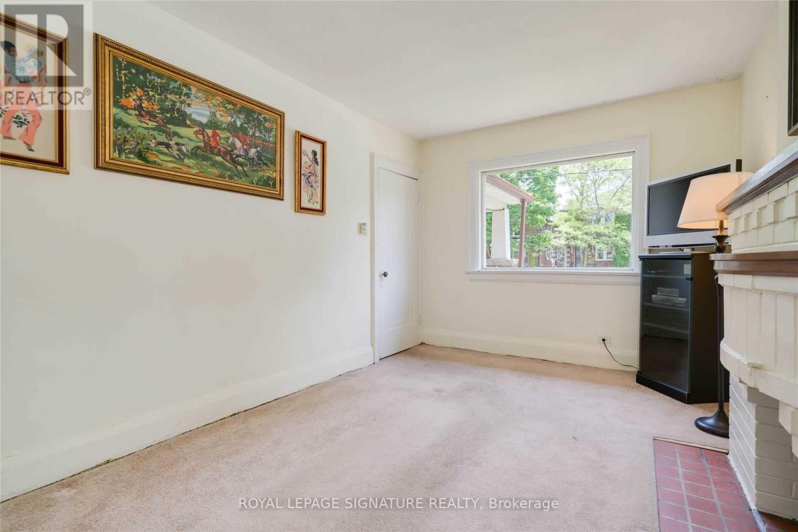 66 GLENGARRY AVENUE - 9