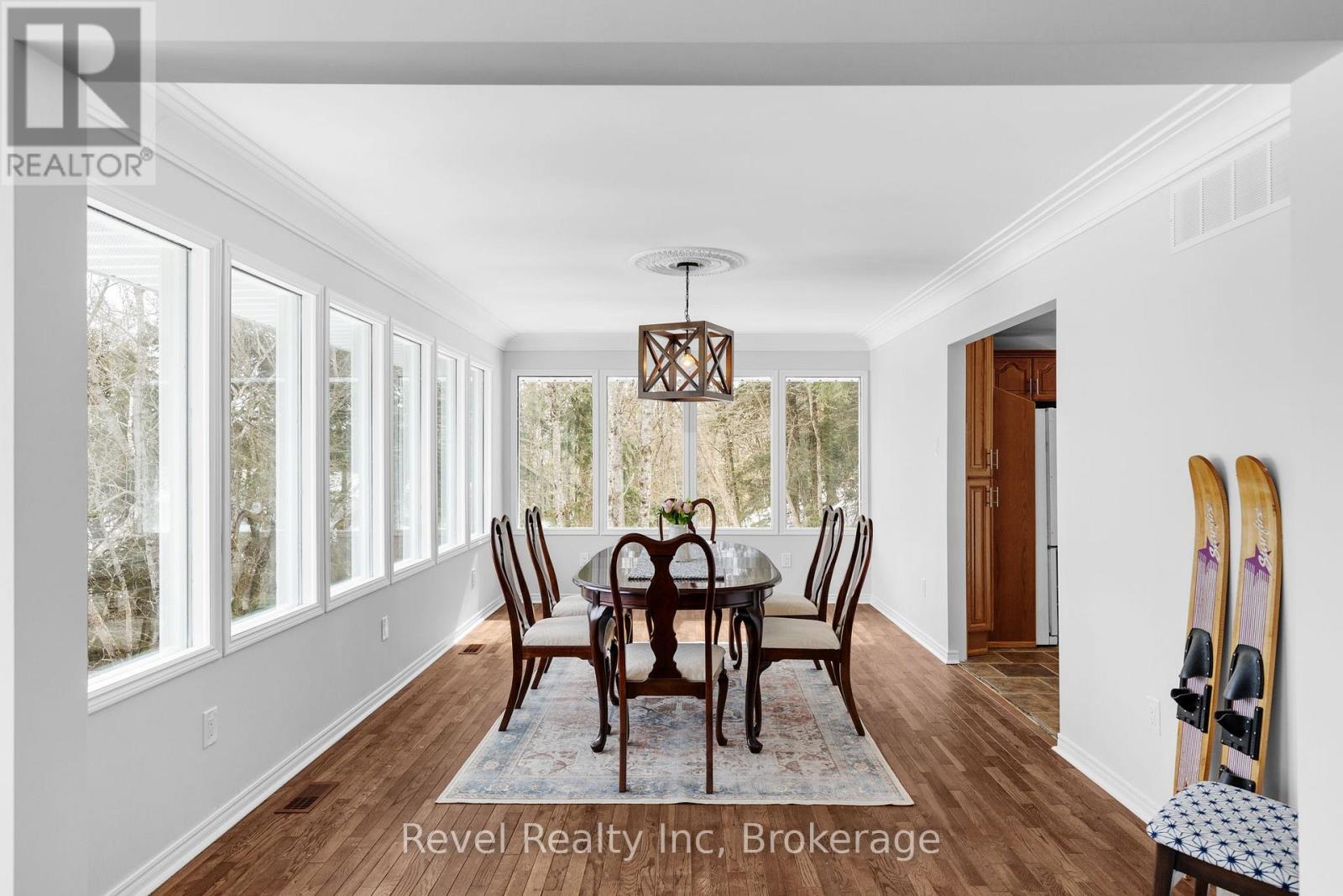 75 SILVER POINT DRIVE - 11