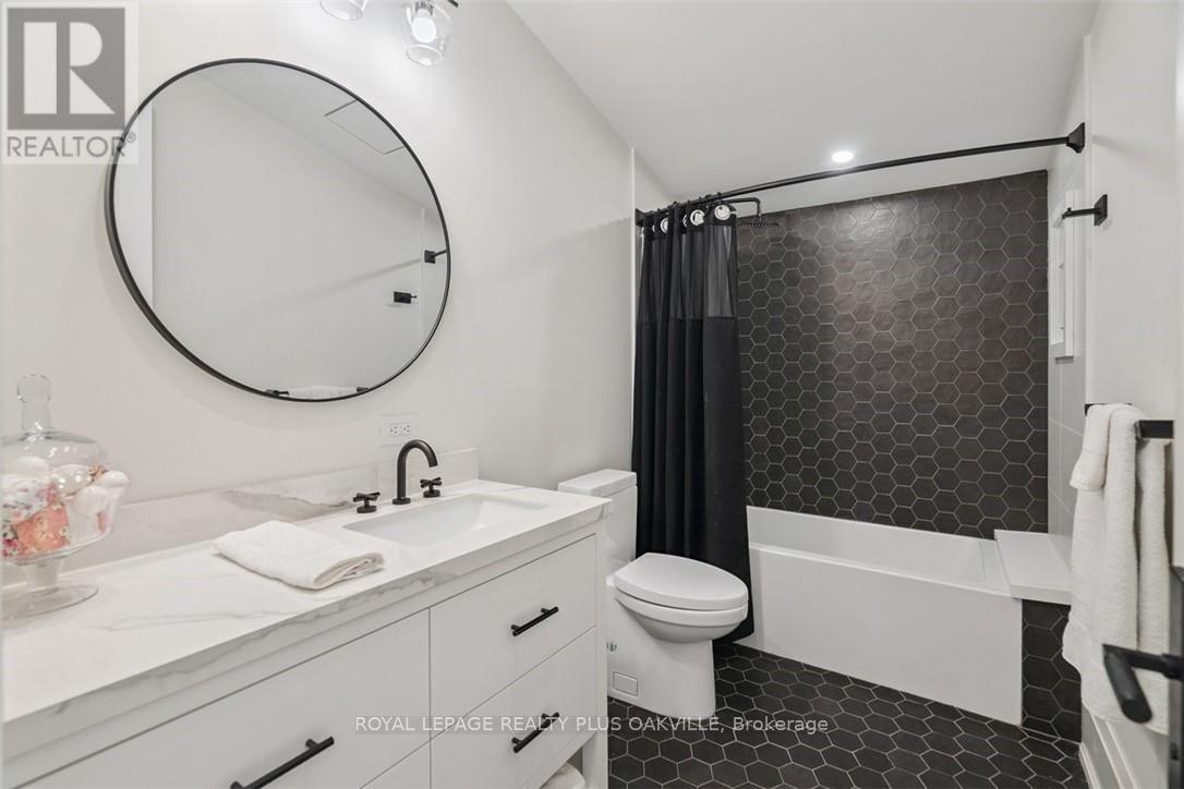 234 WALBY DRIVE,Oakville (SW Southwest),,