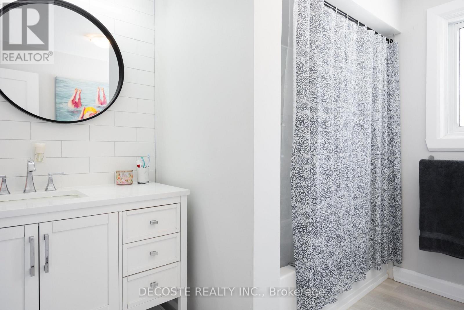 15 MARLBOROUGH STREET - 12