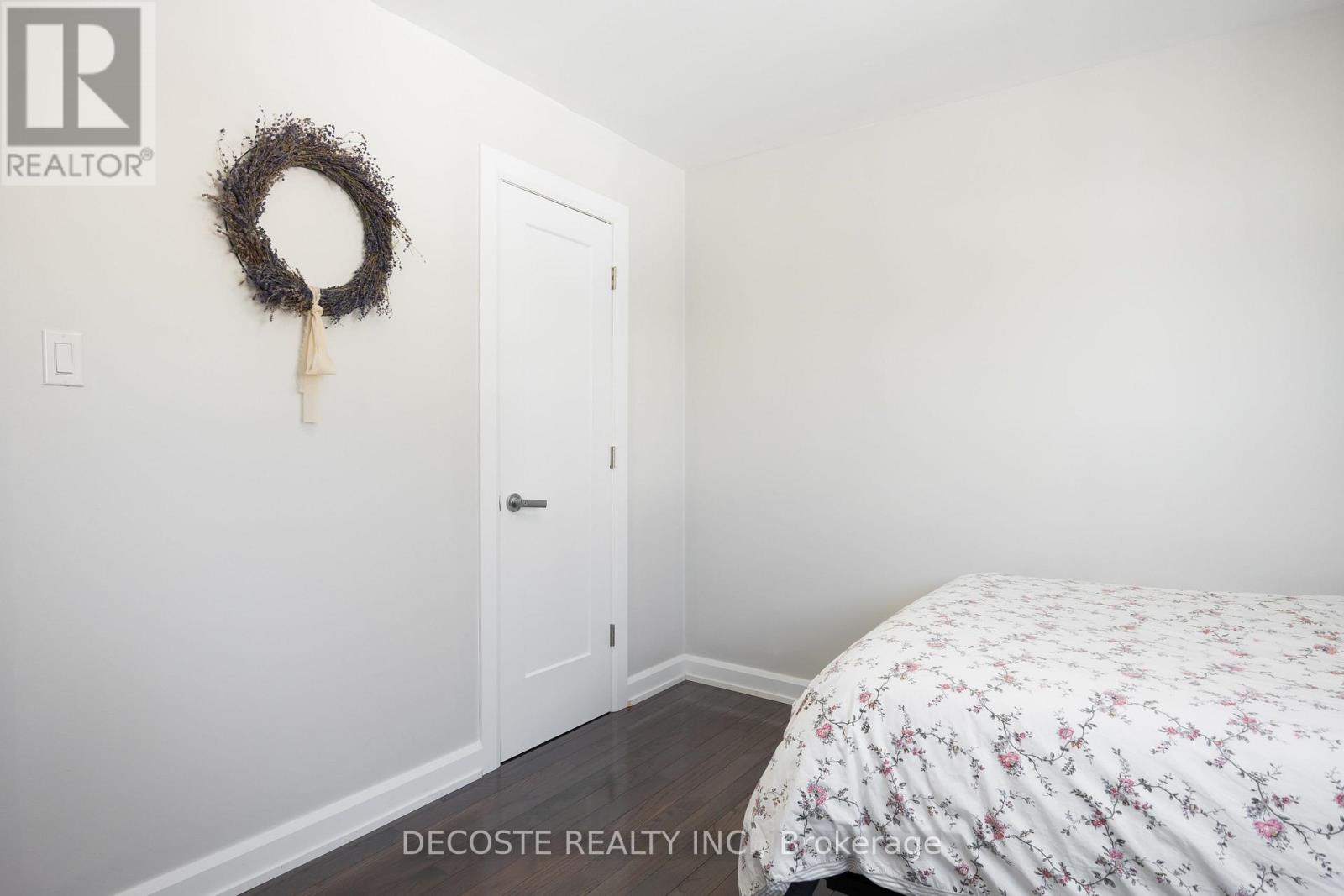 15 MARLBOROUGH STREET - 15