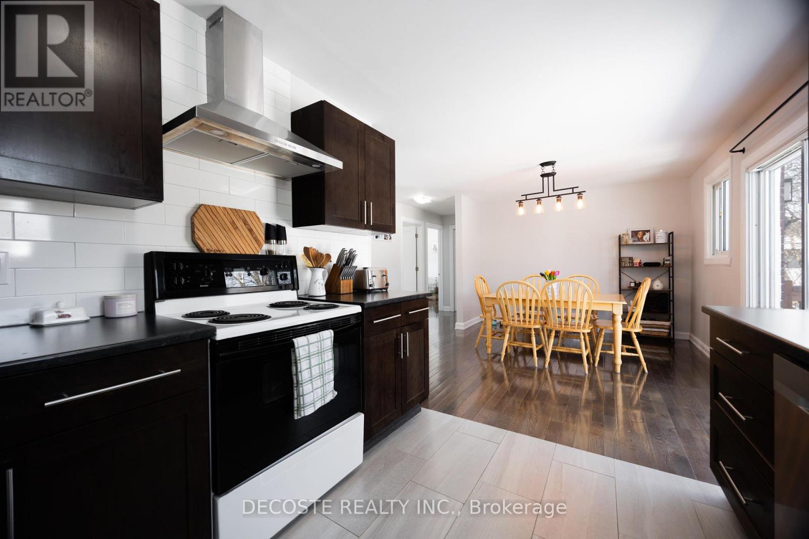 15 MARLBOROUGH STREET - 5