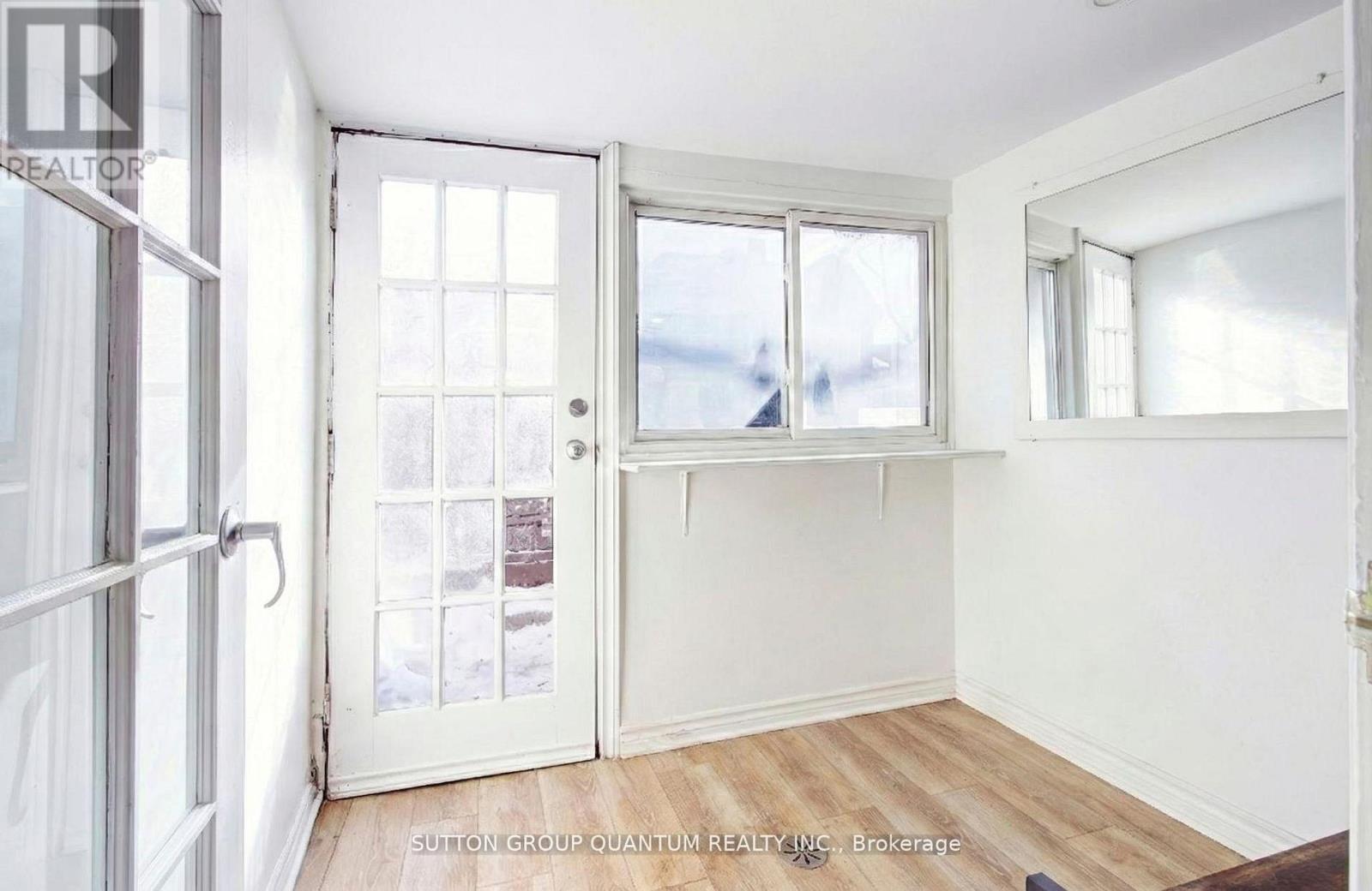 232 PEARSON AVENUE — photo 36