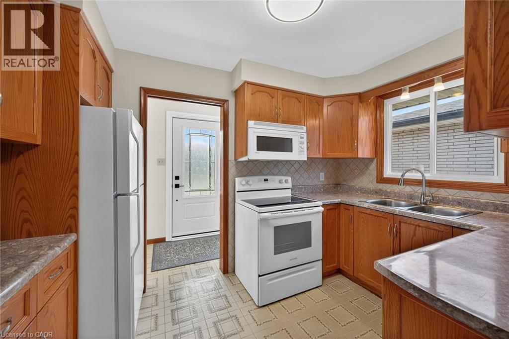 122 GLEN FOREST Drive - 12