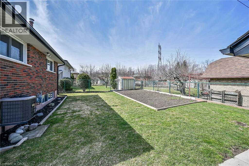 122 GLEN FOREST Drive - 42