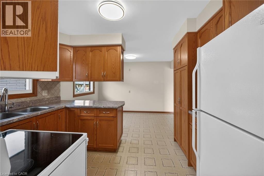 122 GLEN FOREST Drive - 7