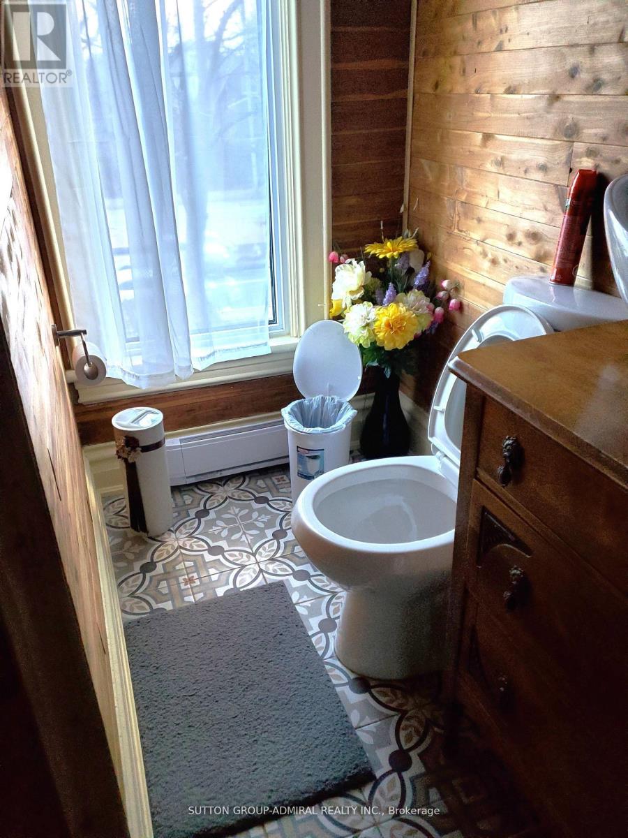 5411 PORTAGE ROAD - 9