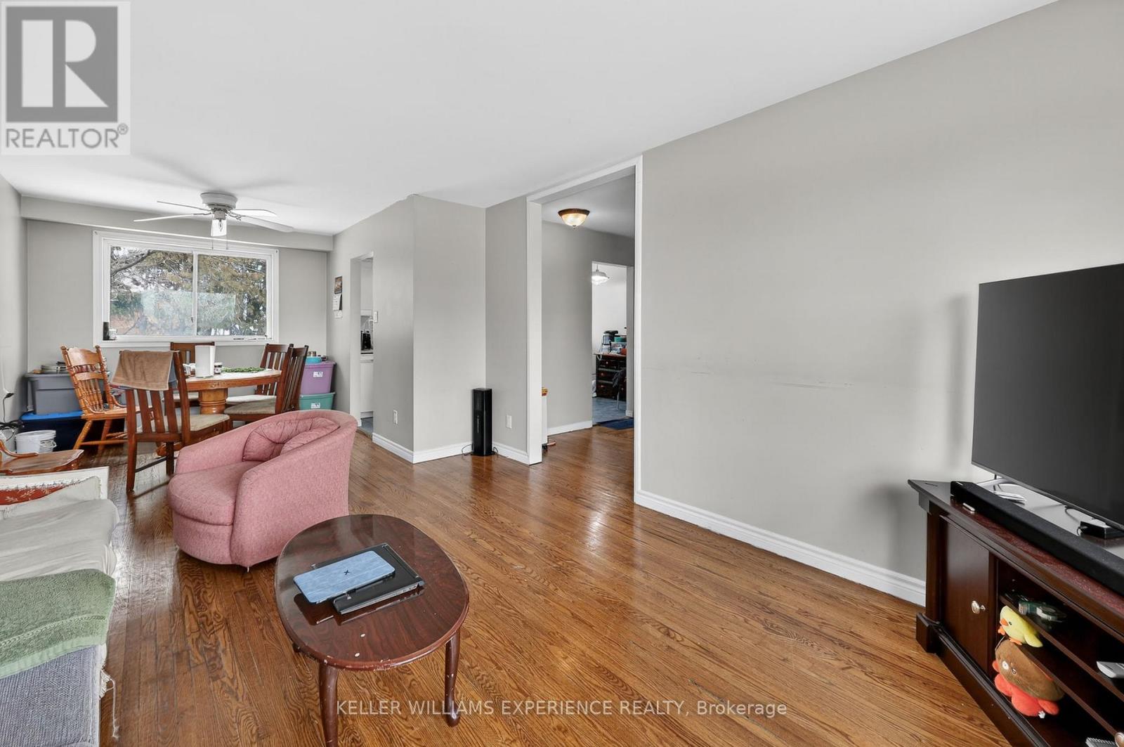 158 CUNDLES ROAD E - 24
