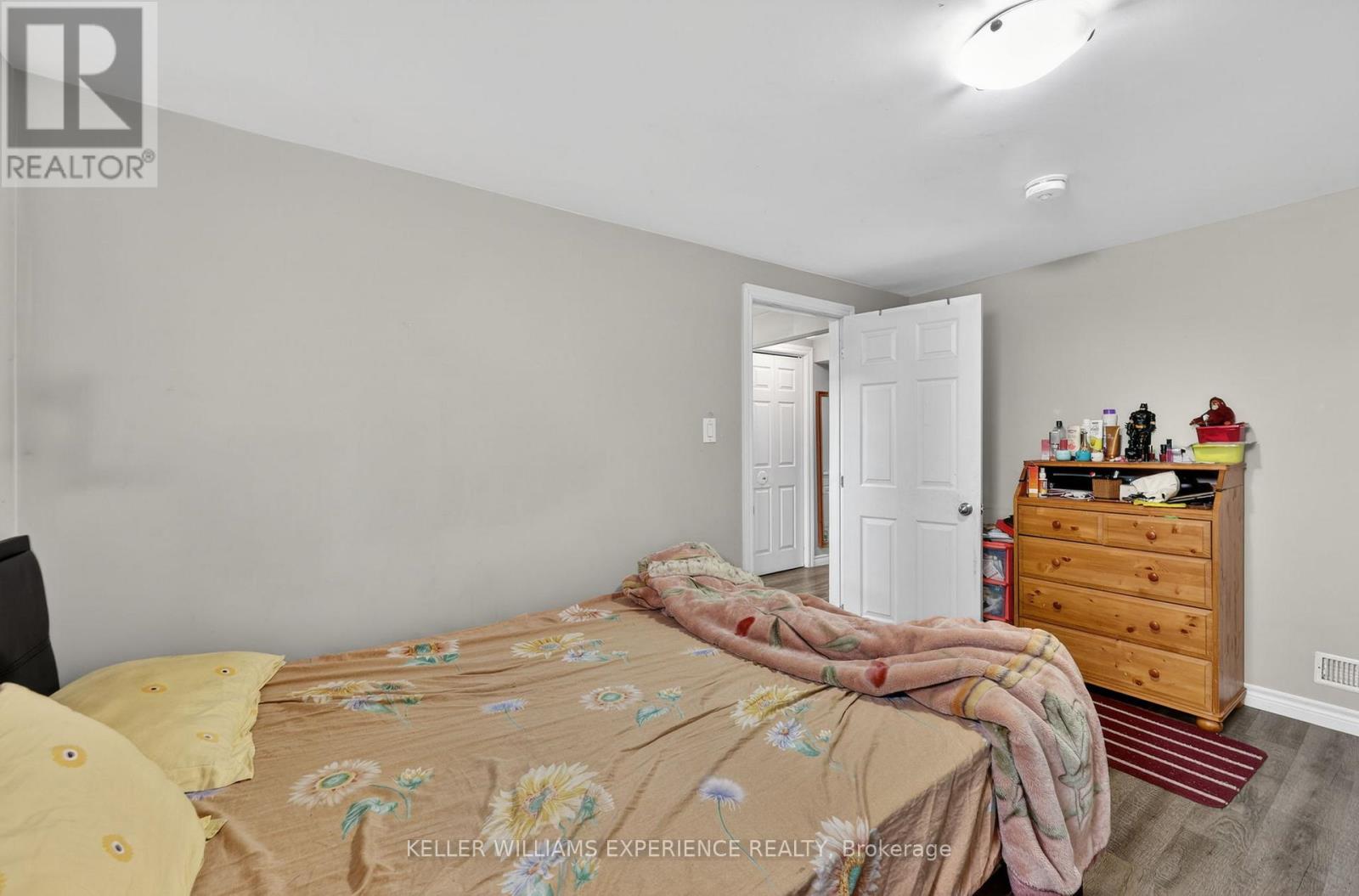 158 CUNDLES ROAD E - 15