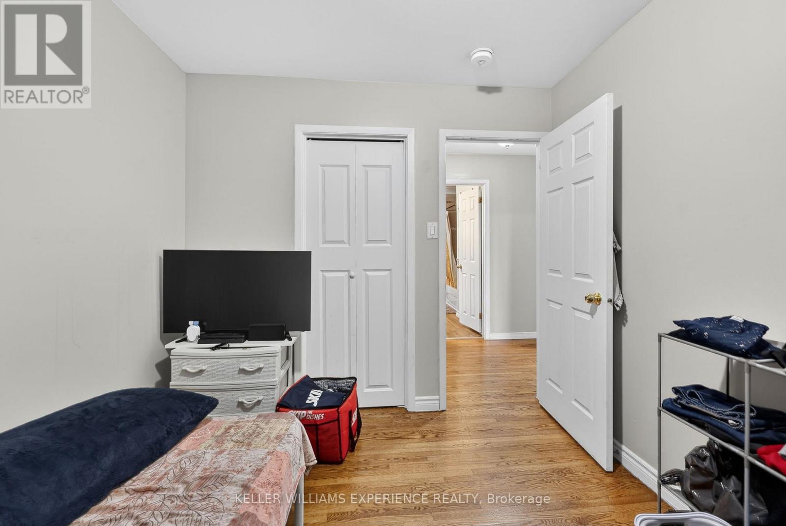 158 CUNDLES ROAD E - 26
