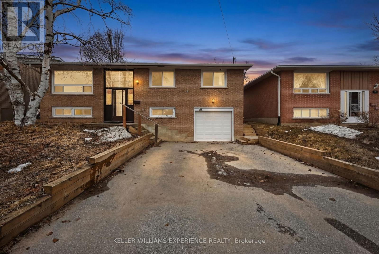 158 CUNDLES ROAD E - 1