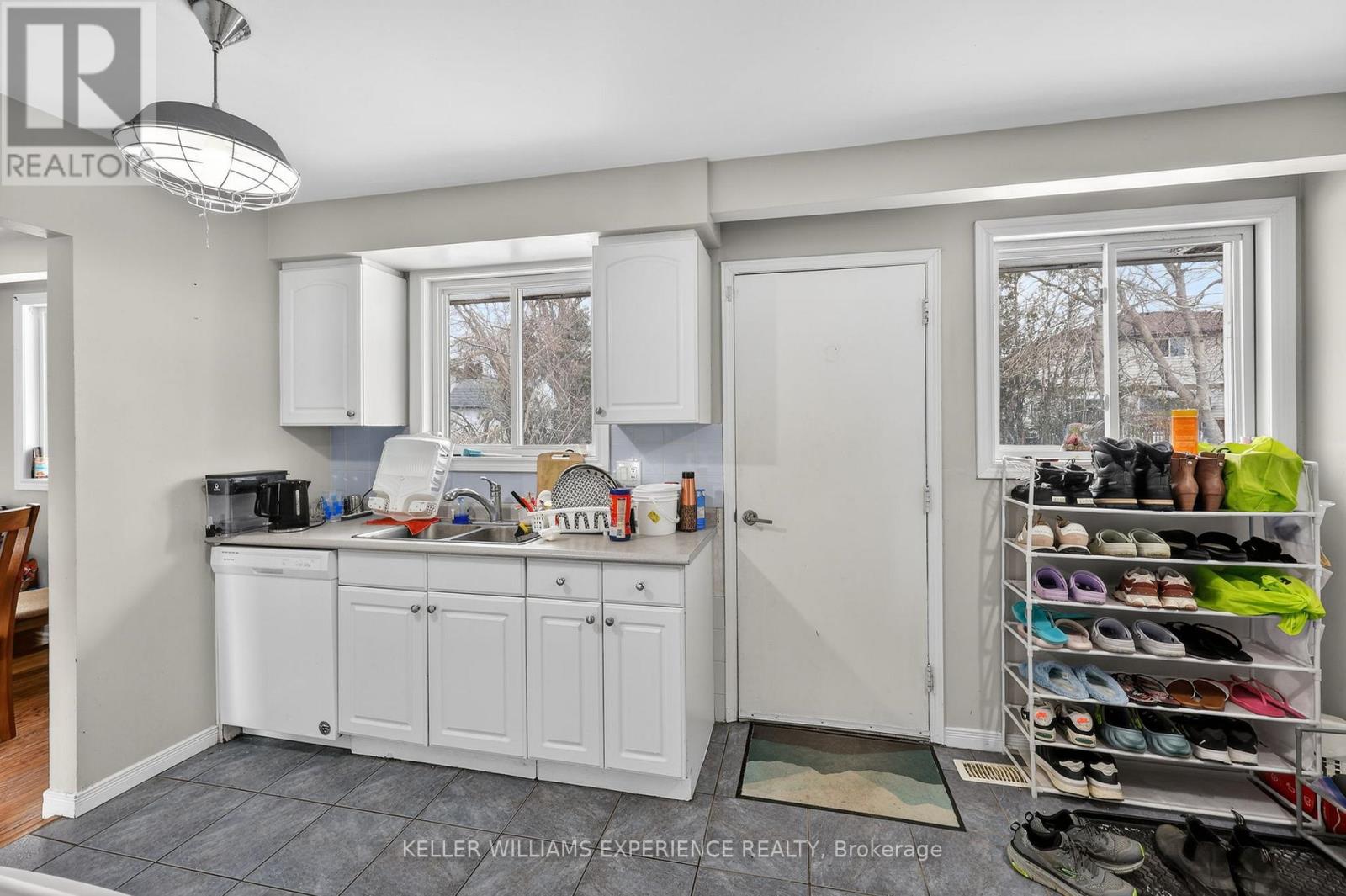 158 CUNDLES ROAD E - 18