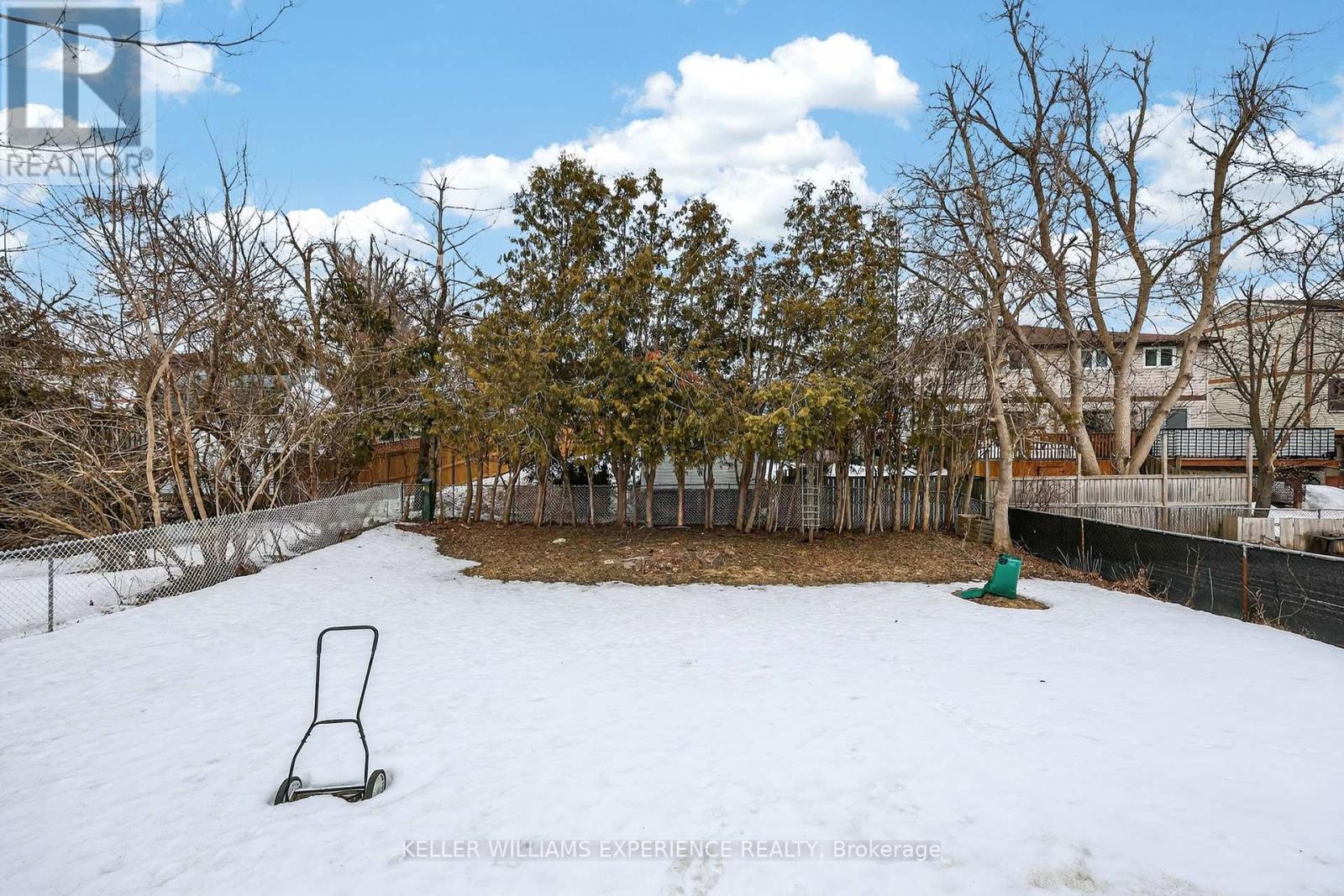 158 CUNDLES ROAD E - 35