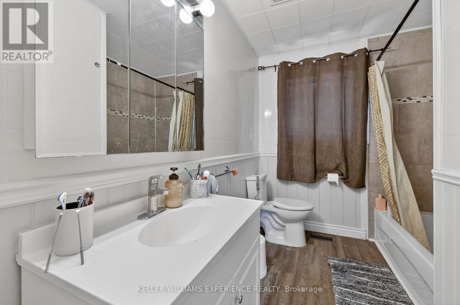 158 CUNDLES ROAD E - 30