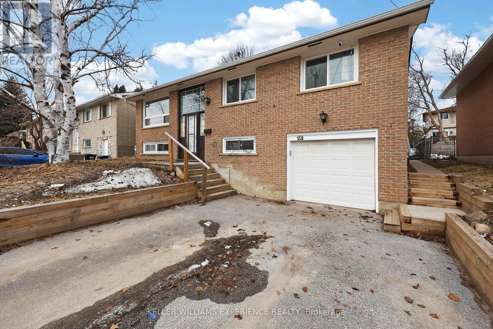158 CUNDLES ROAD E - 5