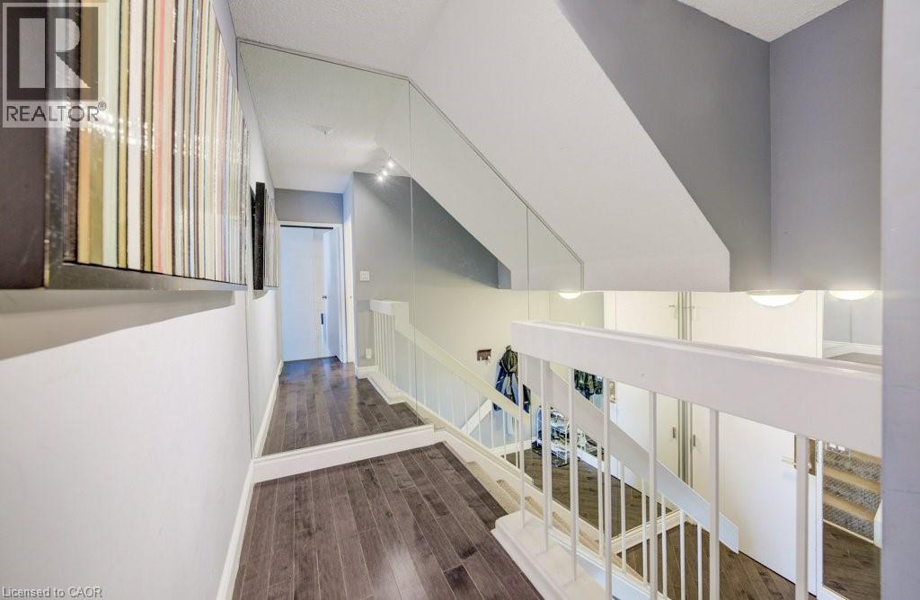33 HARBOUR Square Unit# 1017, Toronto, Ontario, M5J2G2 — Photo 28