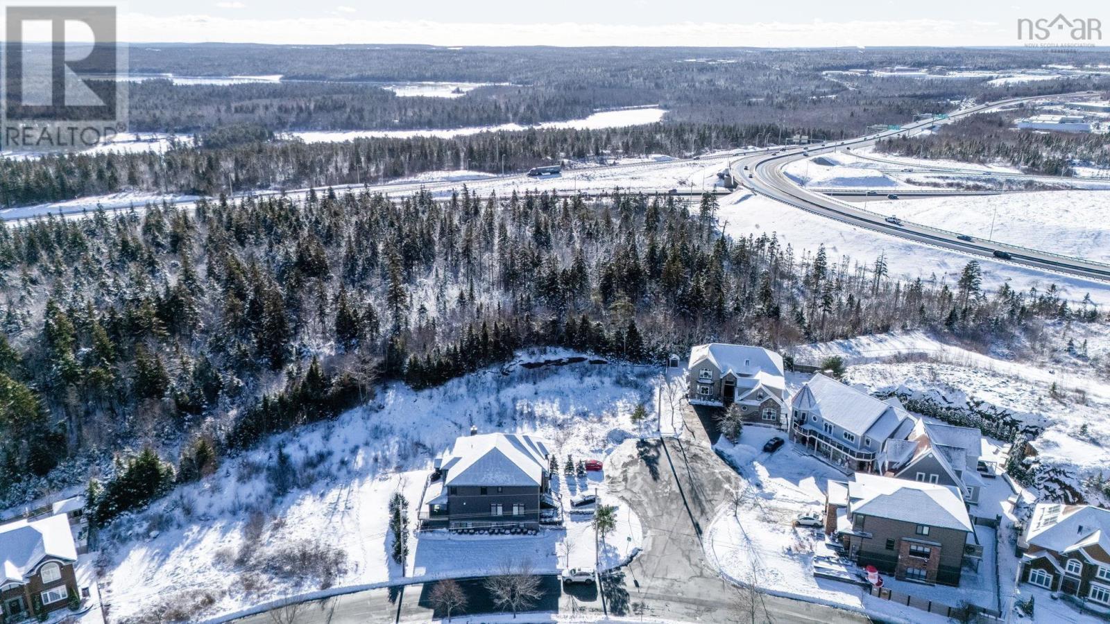 Property 7 of 12 of SF13 16 Lauderdale Court