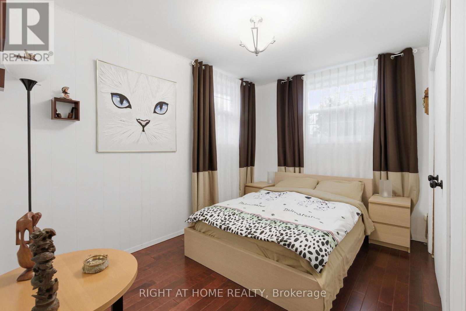 313 BOWEN ROAD - 29