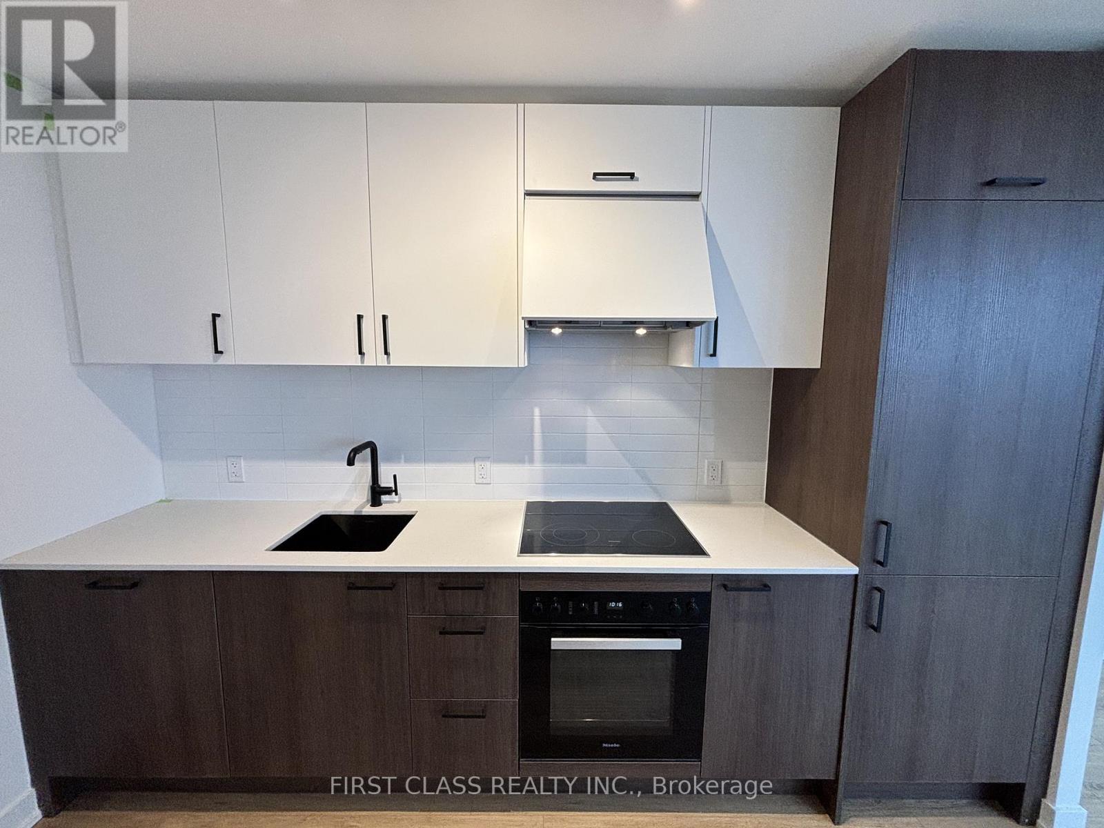 2010 - 1 QUARRINGTON LANE