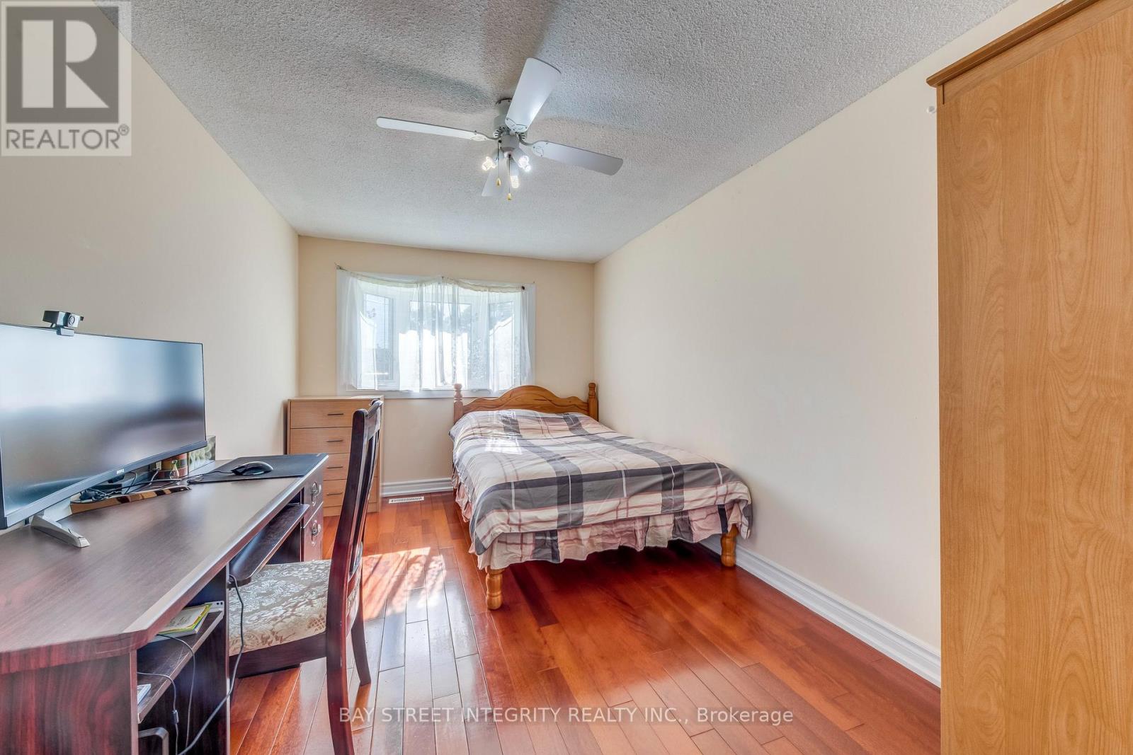 200 INVERGORDON AVENUE - 30