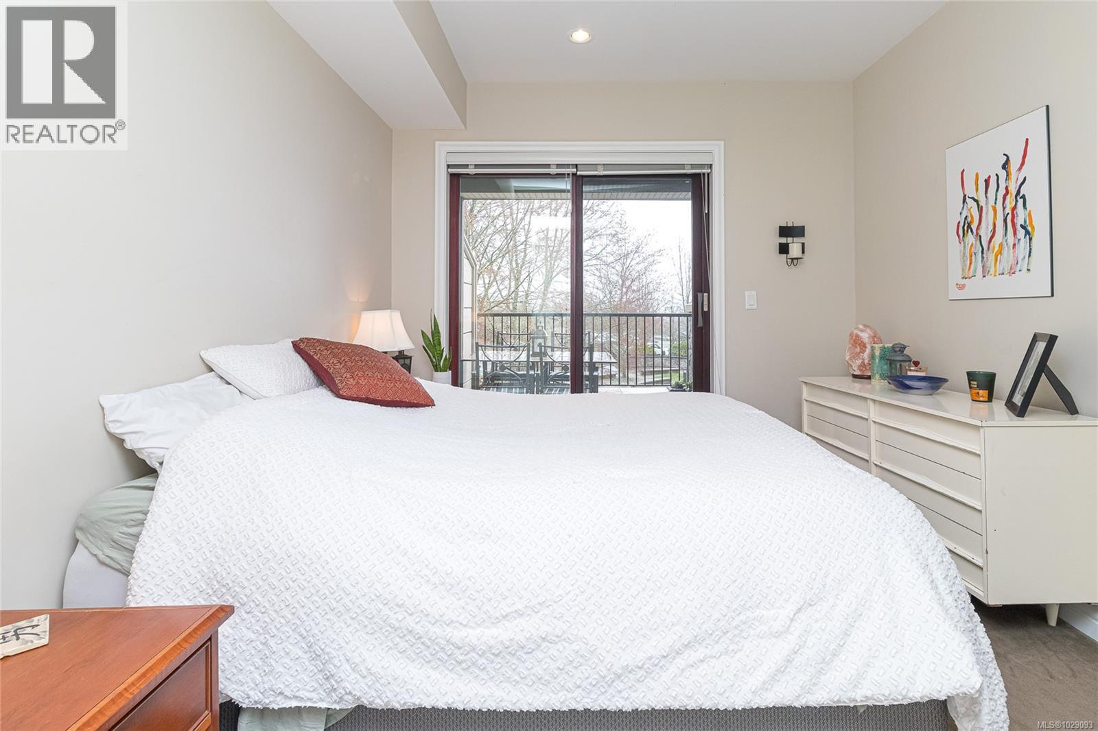 #207 1335 BEAR MOUNTAIN PKWY - 14