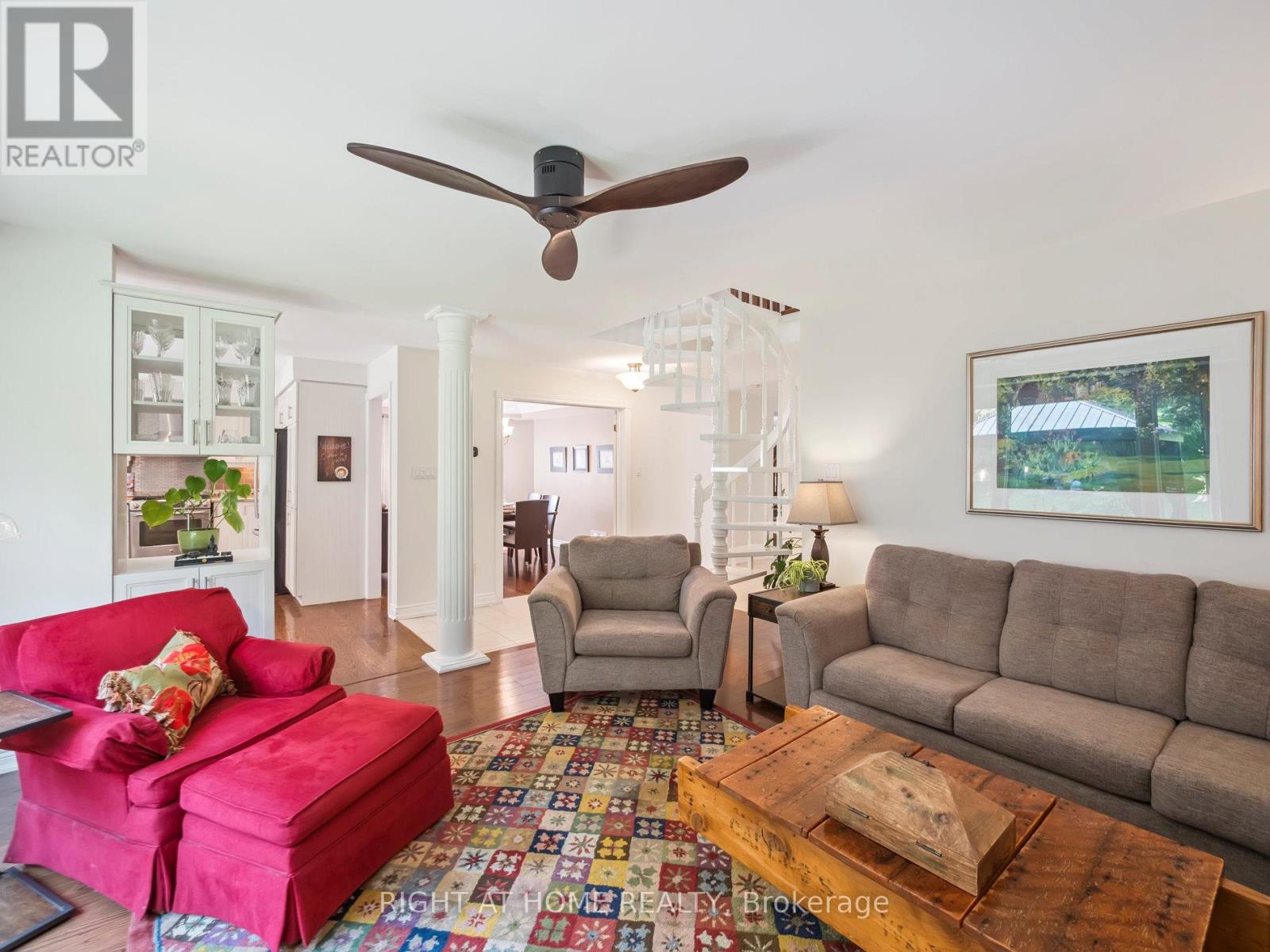 100 CARLYLE CRESCENT - 17