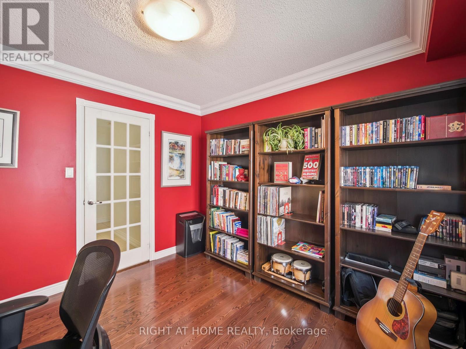 100 CARLYLE CRESCENT - 19